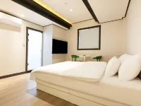 Ansan Hotel Dos Hôtels à : Ansan