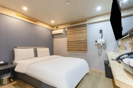 Good Morning Motel โรงแรมใกล้สถานีกูโร