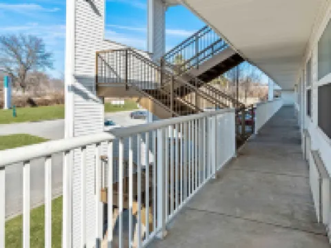 Birch Hill Suites Kansas City - Independence Hotels in Independence