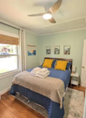 Stylish Durham Retreat - Walkable, Sleeps 6