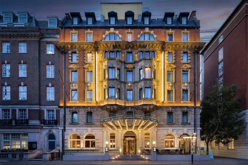 The Memoir Club, Formerly Ambassador Bloomsbury - Parkering