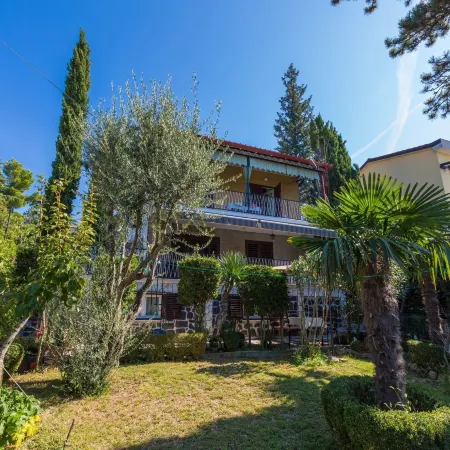 Apartments Hinic