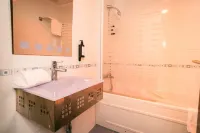 Hotel Magic Inn - 3-Star