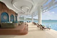 voco Scenia Bay Nha Trang by IHG - Infinity Pools
