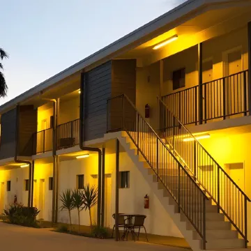 Abode37 Motel Emerald
