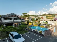 Paju Terra Pension A - Pools