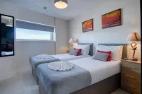 High Floor Meridian Tower - 3 Bedroom - Swansea