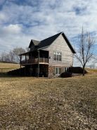 Quiet, secluded bluff top cabin with beautiful sunsets