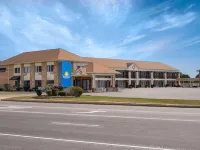 Days Inn by Wyndham St. Charles IL Hotels in Kane County