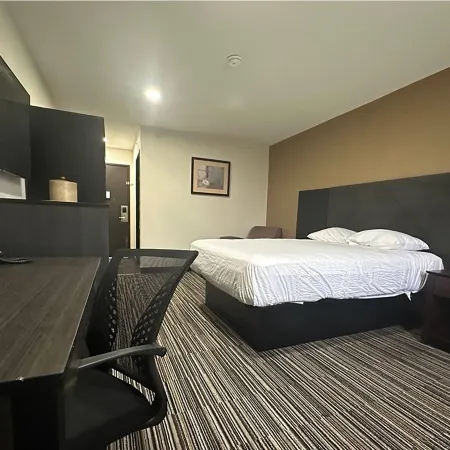 Baymont by Wyndham Bridgeton St Louis
