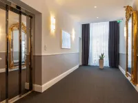 Hotel Commodore Hotel dekat St.Pauli
