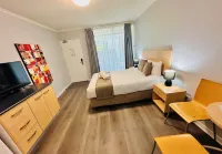 Caloundra Central Apartment Hotel Official