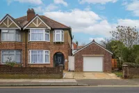 Spacious 4 Bed Semi-Detached Hse