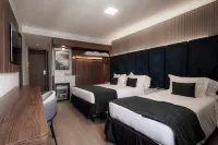 أمريكاز بينيدورم هوتل Hotels near كوباكابانا