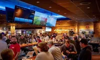 La Quinta Inn & Suites by Wyndham Danbury - bar