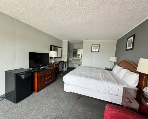 Bayou Inn Hotels in Jennings