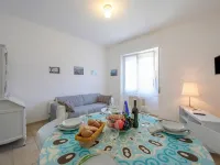 Casa Al Caprifoglio 600m from Beach - Happy Rentals Hotels in Ispra