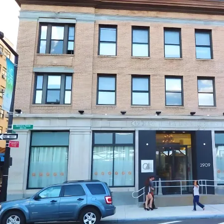Q4 Hotel and Hostel