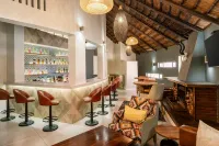 Protea Hotel Oudtshoorn Riempie Estate - ที่มีบาร์