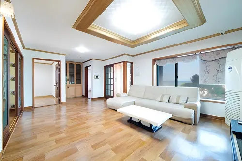 Ulsan Healing Dokchae Pension - en bord de mer