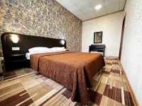 Forum Plaza Hotel