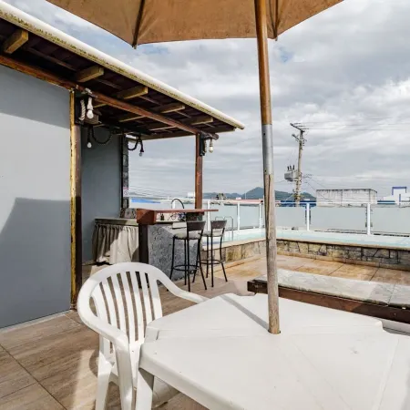 Casa com Piscina Churrasqueira e Ar Condicionado