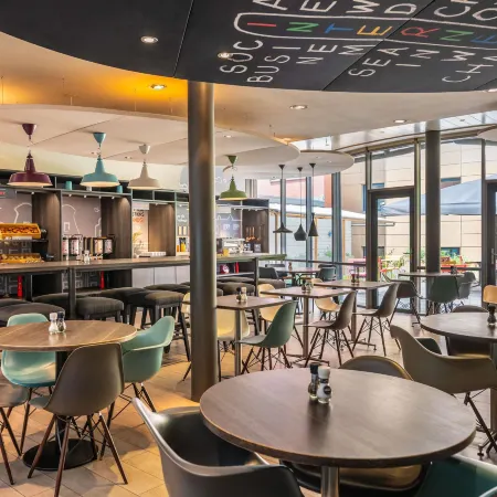Ibis Amsterdam Centre Stopera Отели рядом с достопримечательностью «Зеебург»
