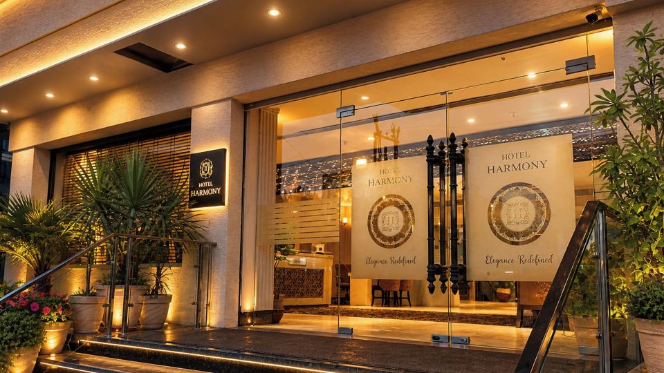 Hotel Harmony Inn