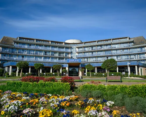 Park Inn by Radisson Sarvar Resort & Spa Hotels in Sarvari