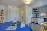 Blue Studio Apartment - Apartments