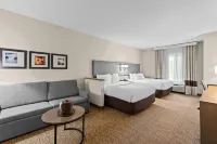 Comfort Suites Edinboro - parking