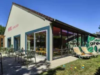 Greet  Hotel Versailles - Voisins le Bretonneux - balcony