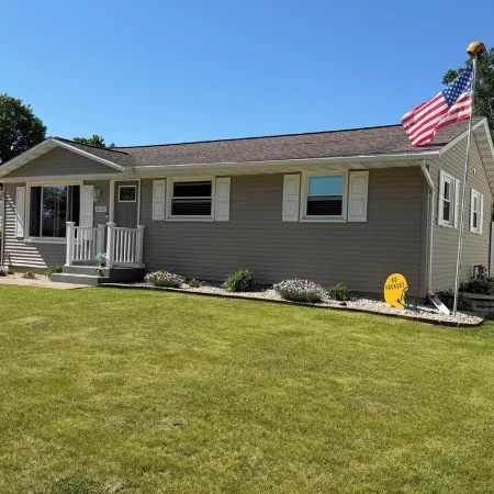 GB Packer 5 star home ⭐️⭐️⭐️⭐️⭐️ 1 block from Lambeau Field
