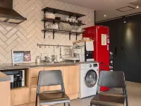 أرترافل ميونغدونغ Hotels near نون سكوير