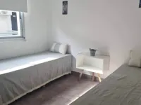 Departamento 3 Ambientes 2 Baños Pinamar Centro Hotels in Pinamar