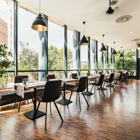 Trans World Hotel Donauwelle