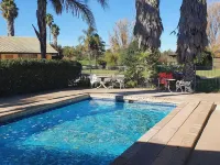 The Aston Motel Tamworth - Motels