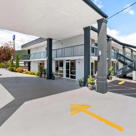 Rodeway Inn Dalton South