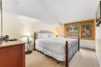 Pines #2071 by Summit County Mountain Retreats - Parvekkeita