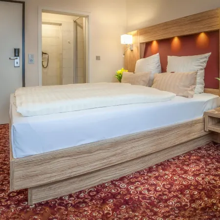 City Hotel