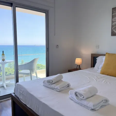 159 LIM - Stay Sea Pearl Apartment