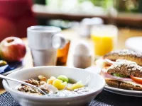هوتل هيدن، مجموعة فنادق بست ويسترن سيجنيتشر Hotels near سنتروم