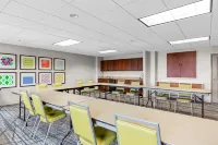 Holiday Inn Express & Suites VANDALIA by IHG - WiFi