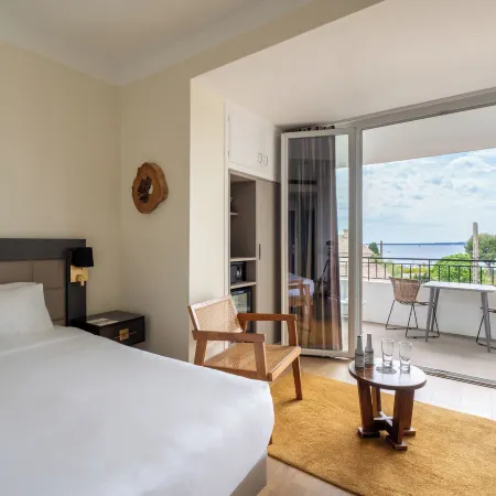 Hôtel la Villa Cap D’Antibes