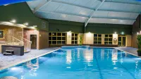 Newtown Park Hotel - С бассейном