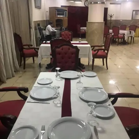 Le Cristal Hotel