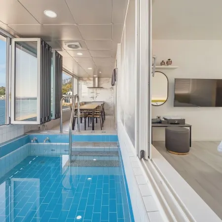 Pohang Etoile Poolvilla