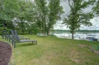 Lakefront Getaway! Family-friendly Deer Park Home - 4-Star