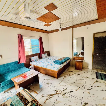 Hotel shree siddhivinayak