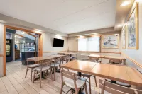 AmericInn by Wyndham Bemidji - فطور